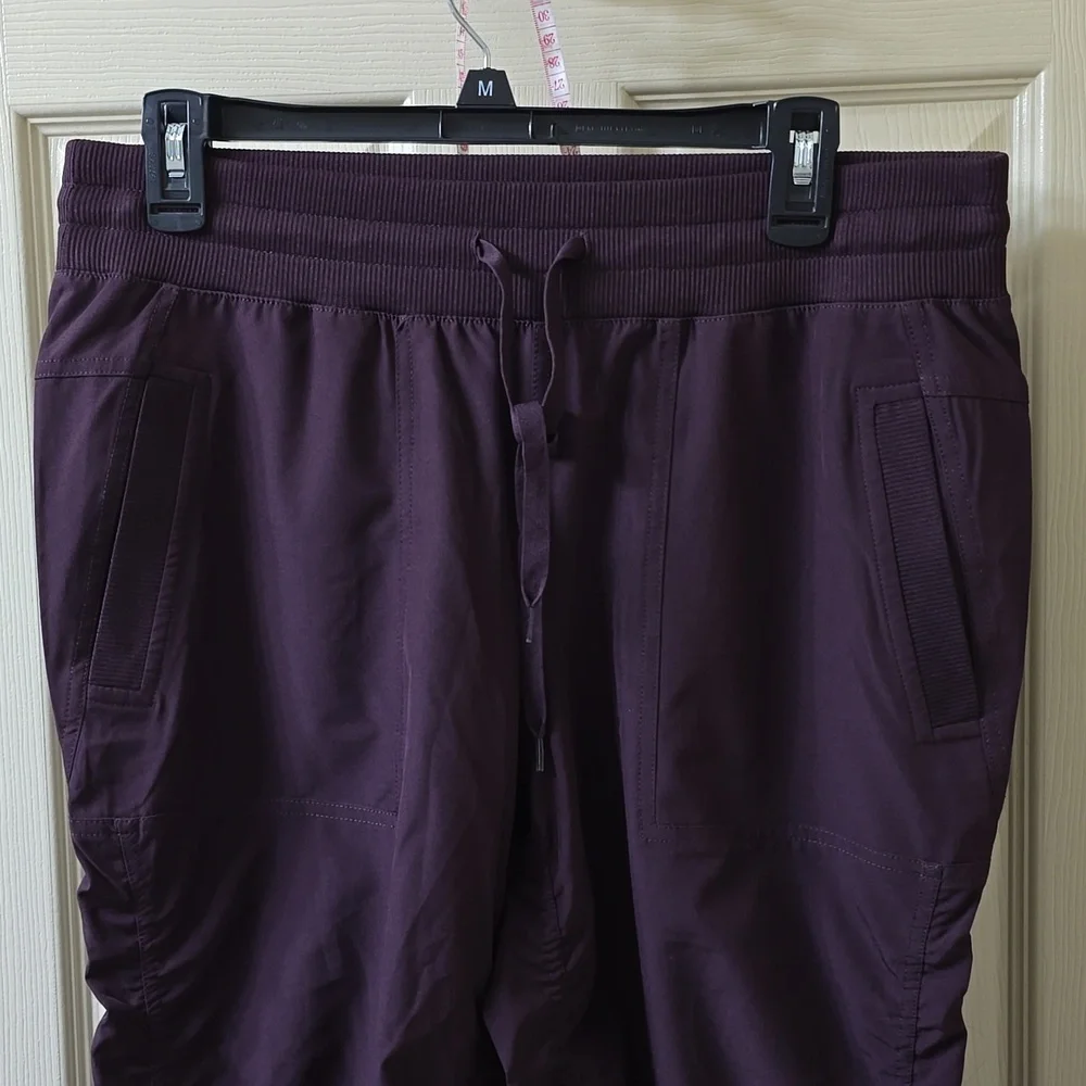 Pants - Picture 2 of 4